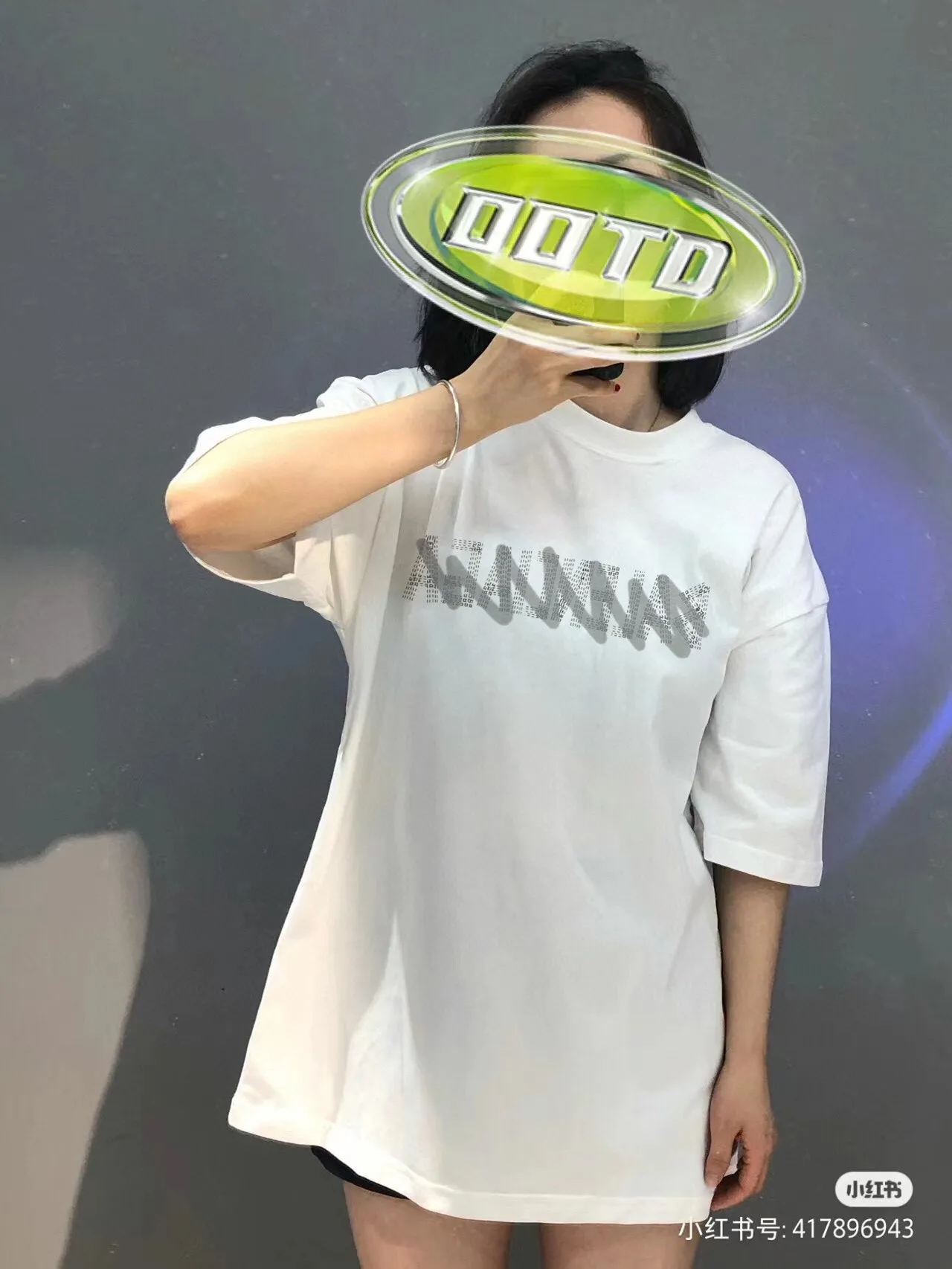 Balenciaga "Graffiti Logo" T-Shirt