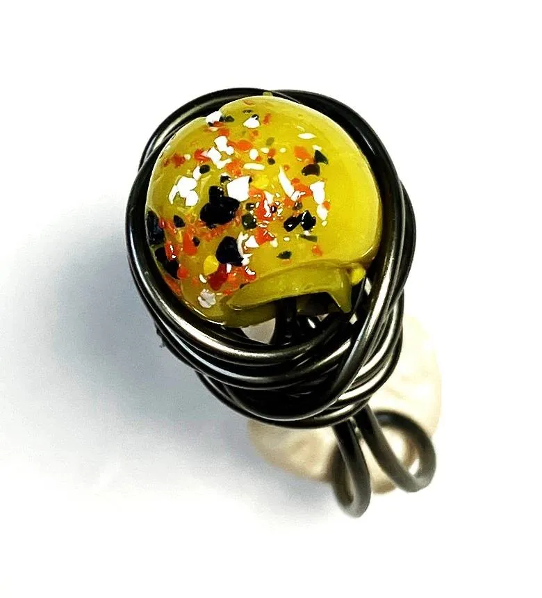 Yellow Abstract Design Bead Ring